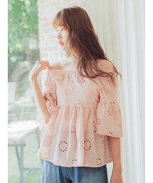 KORMARCH | パンチングフリルオフショルダーブラウス(シャツ/ブラウス)