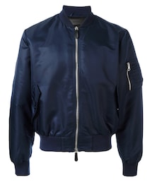 JW Anderson（ジェイダブリューアンダーソン）の「J.W.Anderson