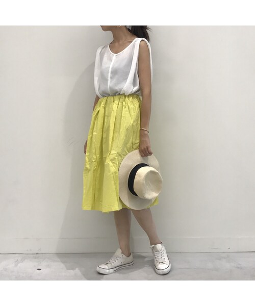 copine(コピン)の「ミモレ丈タック入りコットンカラースカート(2color)【クリックポスト対象商品】(スカート・レディース・その他)」の4枚目の写真