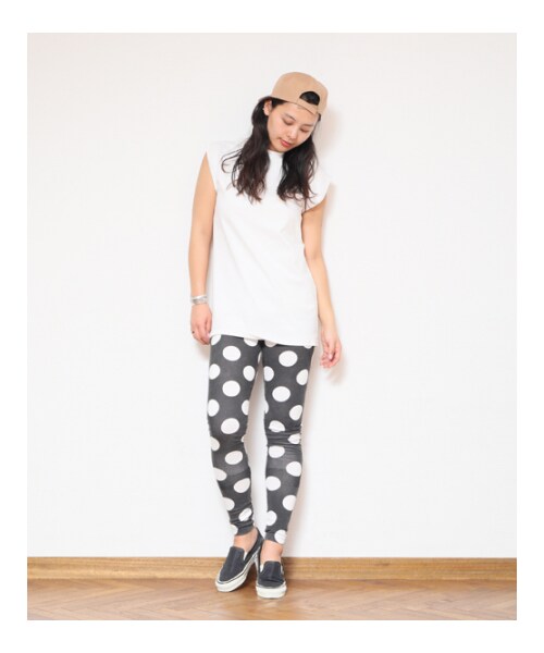 HOLIDAY（ホリデイ）の「DOT LEGGINGS（パンツ・レディース・NAVY/BLACK・ONE SIZE）」の6枚目の写真