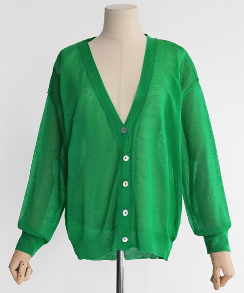 DHOLIC（ディーホリック）の「フロントボタンVネックシア―ニットカーディガン（カーディガン/ボレロ・レディース・FREE）」の3枚目の写真