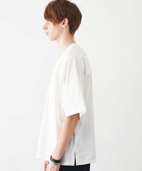 KIIT（キート）の「【6/17入荷予定】VネックパインピングTEE（その他・メンズ・BLK/WHT・1/2）」の6枚目の写真