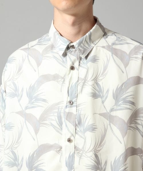 HARE（ハレ）の「ボタニカルBIGシャツ（トップス・オフホワイト/ブラック/ベージュ）」の10枚目の写真