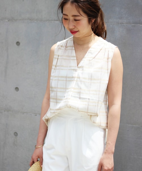 Spick &amp; Span - スピック&amp;スパン　フロントギャザーノースリーブブラウス Spick & Span フロントギャザーノースリーブブラウス【☆美品
