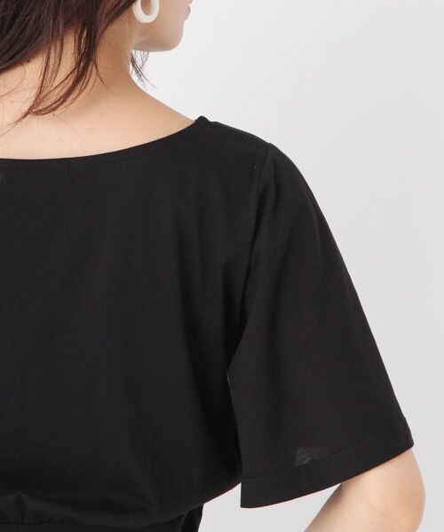 Andemiu(アンデミュウ)の「コルセットTシャツ(トップス・オフホワイト/ブラック)」の11枚目の写真