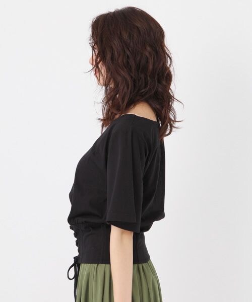 Andemiu(アンデミュウ)の「コルセットTシャツ(トップス・オフホワイト/ブラック)」の6枚目の写真