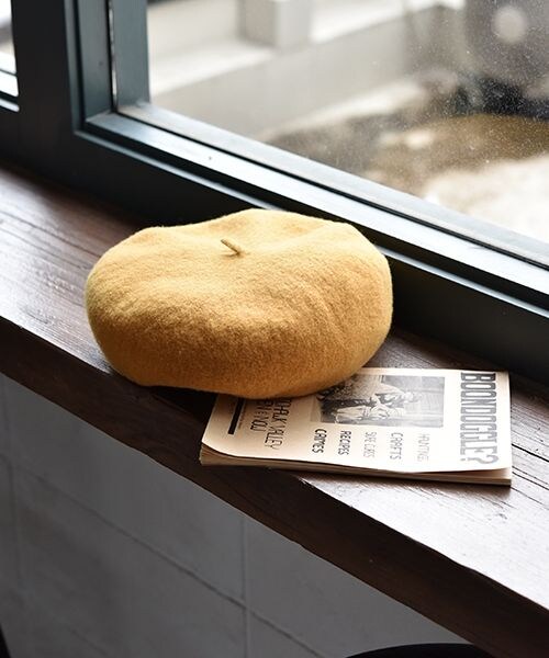 studio CLIP（スタディオクリップ）の「カラー厚地ベレー帽（帽子・グレー/ブラック/レッド/ベージュ/イエロー）」の5枚目の写真