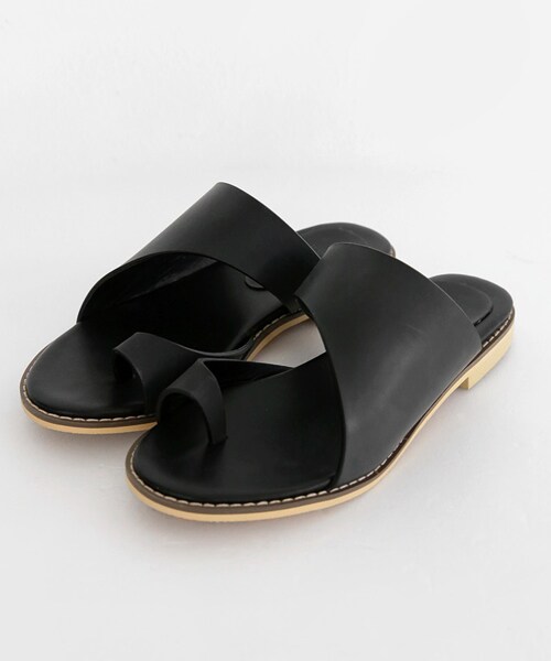 DHOLIC（ディーホリック）の「レザーライクサムループサンダル（サンダル・レディース・225/230/235/240/245/250）」の2枚目の写真