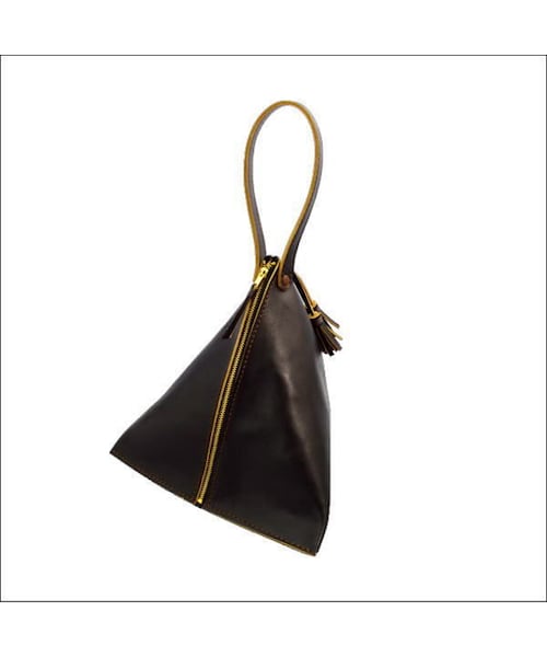 Handmade（ハンドメイド）の「レザーピラミッドバッグ レザー