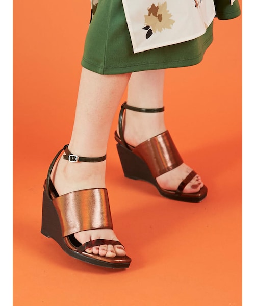 MURUA(ムルーア)の「デザインウェッジサンダル(シューズ・レディース・ブラック/ブラウン/ミックス)」の4枚目の写真