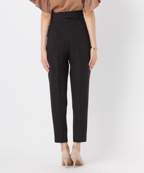 Andemiu（アンデミュウ）の「リボンベルトツキパンツ（パンツ・ブラック/キャメル）」の7枚目の写真