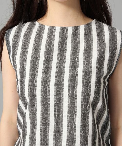 HARE（ハレ）の「ストライプノースリーブプルオーバー×ミモレスカート（ワンピース/ドレス・ブラック/ライトブルー）」の9枚目の写真