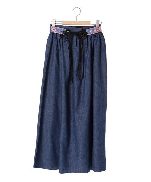 Green　Parks（グリーンパークス）の「【Special Price】sugar spoon ・チロリアンベルト付デニムスカート（スカート・サックスブルー/ネイビー・F）」の8枚目の写真