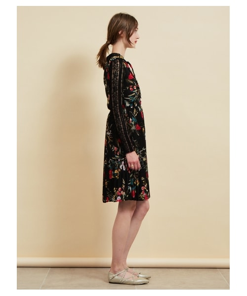 SNIDEL フラワープリントプリーツワンピース　新品 Sustainableヘアラインフラワープリントワンピース（マキシ丈