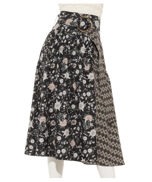 SNIDEL（スナイデル）の「リバーシブルラップスカート（膝丈スカート  