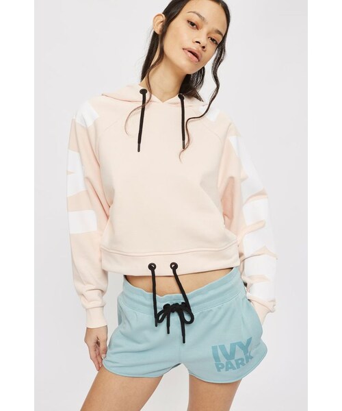 Ivy Park(アイビーパーク)の「Ivy park Logo crop hoodie(スウェット・レディース・Pink・XXS/XS/S/M/L/XL)」の4枚目の写真