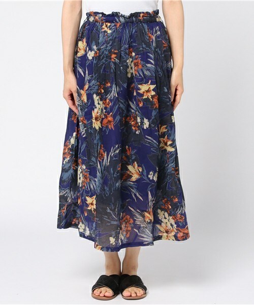 archives（アルシーヴ）の「コットンボイルプリントスカート（スカート・レディース・オフホワイト/ネイビー/ワイン・MEDIUM）」の4枚目の写真