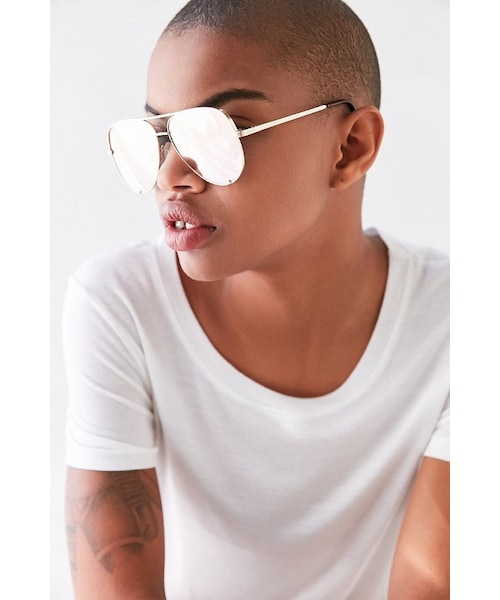 quay（キー）の「Quay X Desi Perkins High Key Aviator Sunglasses（サングラス・レディース・Blue/Gold/Gray/Black・ONE SIZE）」の4枚目の写真