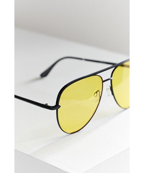 quay（キー）の「Quay X Desi Perkins Sahara Aviator Sunglasses（サングラス・レディース・Yellow・ONE SIZE）」の3枚目の写真
