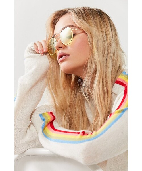 URBAN OUTFITTERS（アーバンアウトフィッターズ）の「Urban Outfitters Fiona Translucent Aviator Sunglasses（サングラス・レディース・Red/Yellow・ONE SIZE）」の5枚目の写真