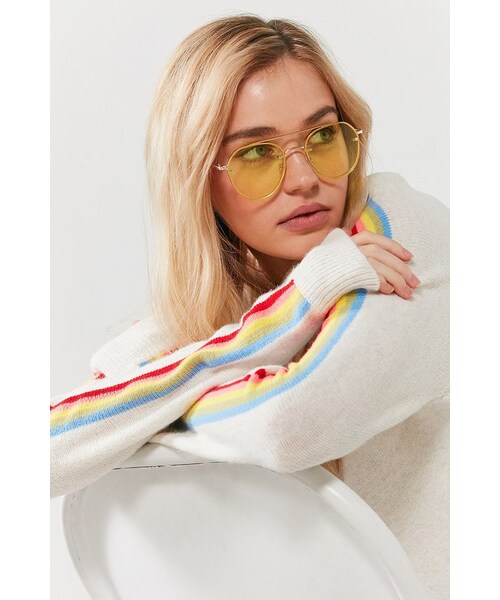 URBAN OUTFITTERS（アーバンアウトフィッターズ）の「Urban Outfitters Fiona Translucent Aviator Sunglasses（サングラス・レディース・Red/Yellow・ONE SIZE）」の2枚目の写真