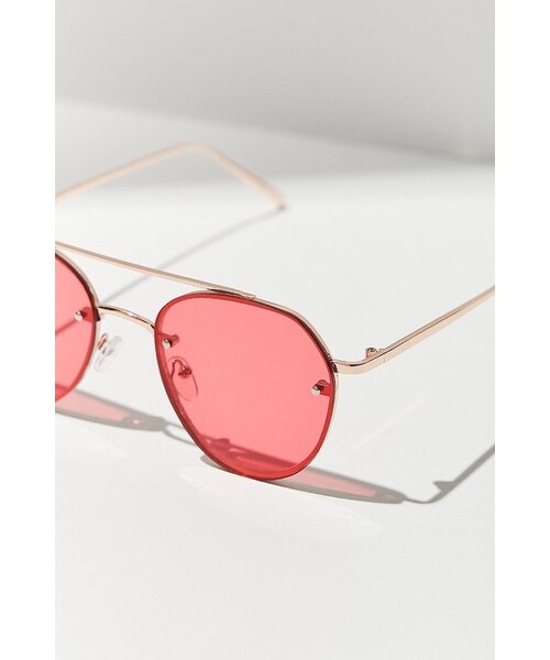 URBAN OUTFITTERS（アーバンアウトフィッターズ）の「Urban Outfitters Fiona Translucent Aviator Sunglasses（サングラス・レディース・Red/Yellow・ONE SIZE）」の6枚目の写真