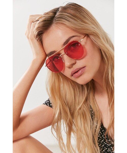 URBAN OUTFITTERS（アーバンアウトフィッターズ）の「Urban Outfitters Fiona Translucent Aviator Sunglasses（サングラス・レディース・Red/Yellow・ONE SIZE）」の3枚目の写真