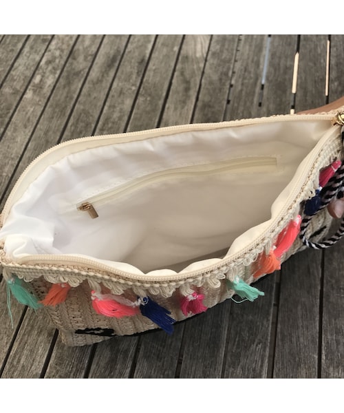 copine（コピン）の「２WAY刺繍カラフルタッセルペーパークラッチバッグ/ショルダーバッグ【クリックポスト対象商品】（クラッチバッグ・レディース・その他）」の4枚目の写真