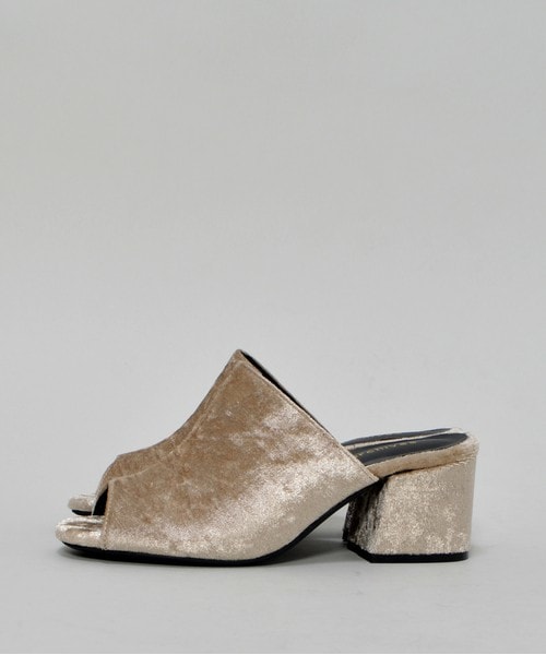 archives（アルシーヴ）の「チャンキーヒールサンダル（サンダル・レディース・ブラック/ベージュ/マスタード・SMALL/MEDIUM）」の11枚目の写真