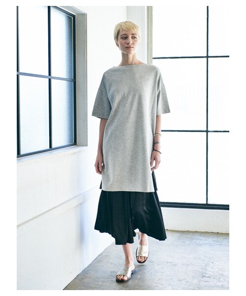 AMERICAN HOLIC（アメリカンホリック）の「【Special Price】・サテンギャザーマキシスカート（スカート・ブラック/ピンク/グレーベージュ/イエロー/ターコイズブルー/サックスブルー/ネイビー/パープル・F）」の6枚目の写真