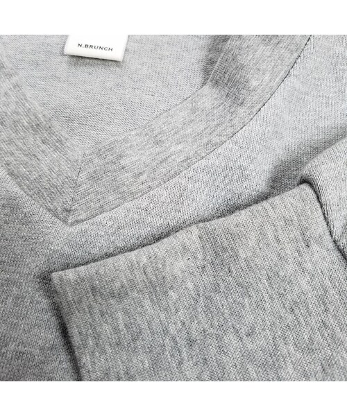 Handmade(ハンドメイド)の「Vネックプルオーバー(Tシャツ/カットソー・レディース・その他)」の9枚目の写真