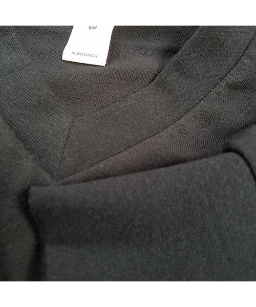 Handmade(ハンドメイド)の「Vネックプルオーバー(Tシャツ/カットソー・レディース・その他)」の8枚目の写真