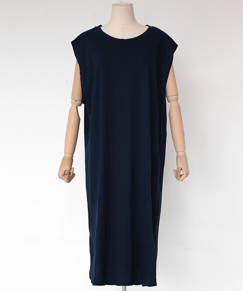 DHOLIC（ディーホリック）の「スリットヘムスリーブレスコットンワンピース（ワンピース・レディース・FERE/FREE）」の4枚目の写真