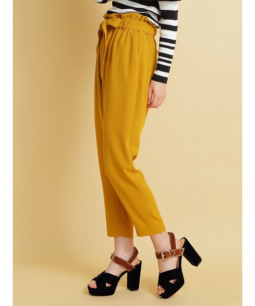 31 Sons de mode（トランテアン　ソン　ドゥ　モード）の「ウエストリボンテーパードパンツ（パンツ・レディース・モデル身長:163cm/マスタードイエロー/ピンク/ブラック・36/38）」の5枚目の写真