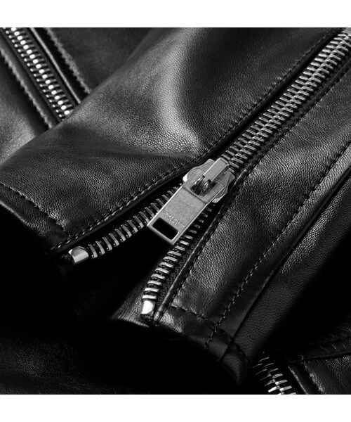 Saint Laurent（サンローラン）の「Saint Laurent Leather Biker Jacket（ライダースジャケット・メンズ・Black・IT46/IT48/IT50/IT52/IT54）」の4枚目の写真