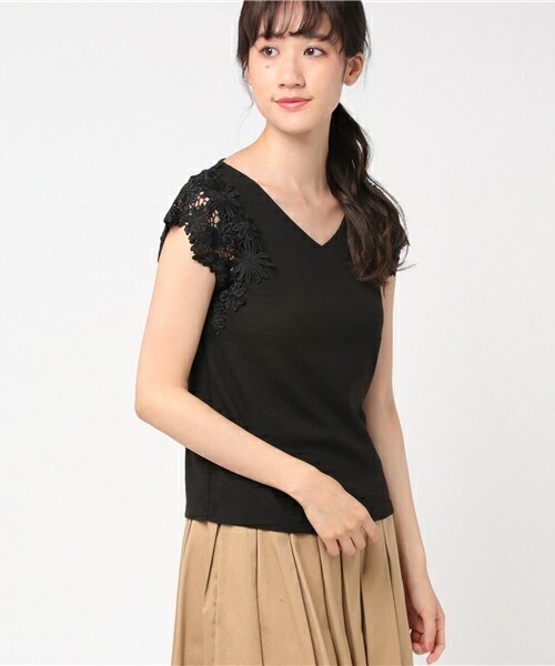 archives（アルシーヴ）の「袖レースＴシャツ（Tシャツ/カットソー・レディース・オフホワイト/ブラック/ブルー・MEDIUM）」の2枚目の写真