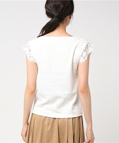 archives（アルシーヴ）の「袖レースＴシャツ（Tシャツ/カットソー・レディース・オフホワイト/ブラック/ブルー・MEDIUM）」の6枚目の写真