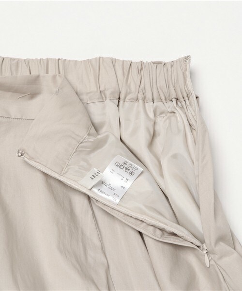 archives（アルシーヴ）の「アシメボリュームスカート（スカート・レディース・ブラウン/ベージュ/レッド系その他・MEDIUM）」の10枚目の写真