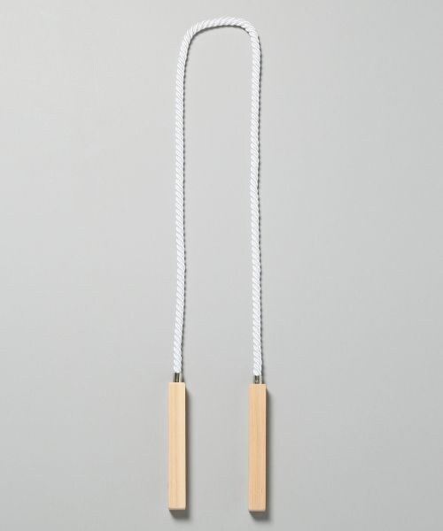 HARE(ハレ)の「ウッドモチーフネックレス(アクセサリー・オフホワイト/ブラック)」の5枚目の写真