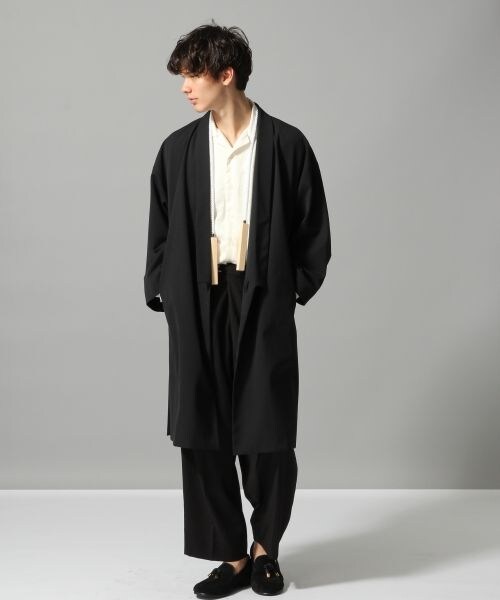 HARE(ハレ)の「ウッドモチーフネックレス(アクセサリー・オフホワイト/ブラック)」の4枚目の写真