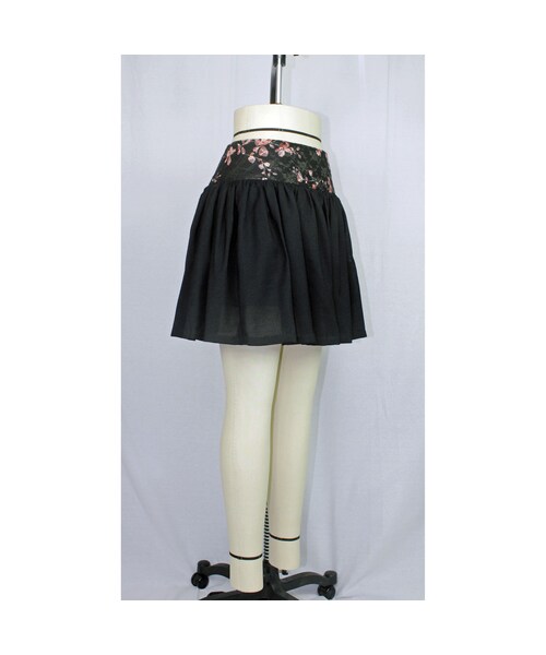 no brand（ノーブランド）の「【帯ボトムスシリーズ】ヒップハングのギャザースカート　(ブラック)　B28（スカート・レディース・その他）」の3枚目の写真