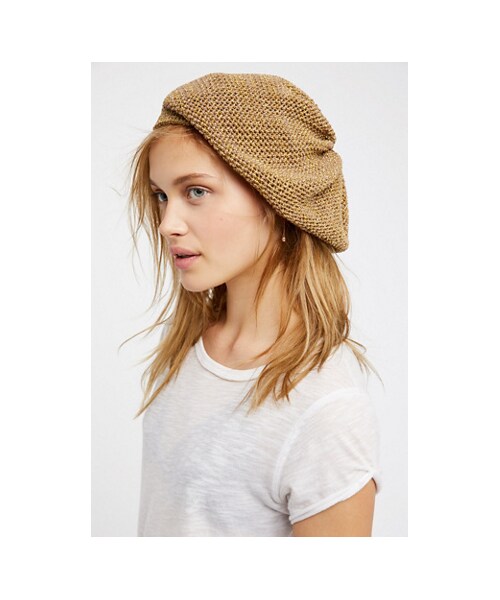 how to wear a slouchy beret