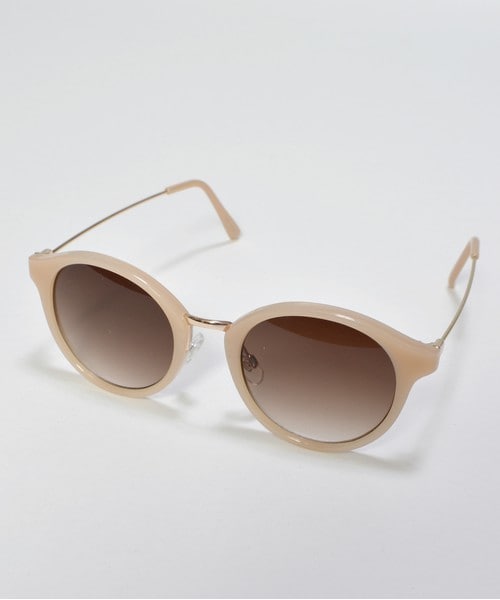 archives（アルシーヴ）の「ファッショングラスデミフレーム（サングラス・レディース・アイボリー/ブラック系その他・MEDIUM）」の2枚目の写真