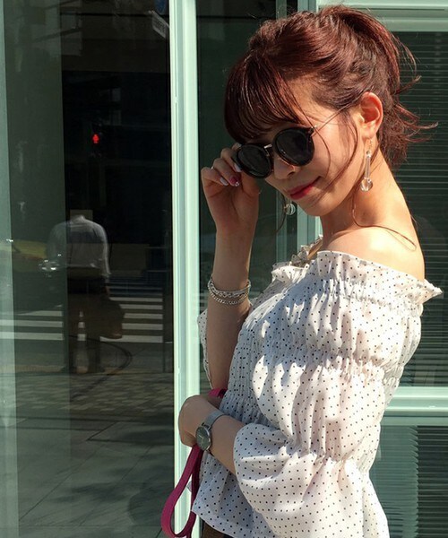 archives（アルシーヴ）の「ファッショングラスデミフレーム（サングラス・レディース・アイボリー/ブラック系その他・MEDIUM）」の11枚目の写真