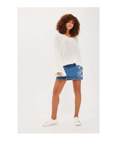 TOPSHOP（トップショップ）の「Women's Topshop Lattice Back Sweater（ニット/セーター・レディース・Ivory/Yellow・0 US (fits like 00)/10 US (fits like 10-12)/12 US (fits like 14)/2 US (fits like 0)/4 US (fits like 0-2)/6 US (fits like 2-4)/8 US (fits like 6-8)）」の4枚目の写真