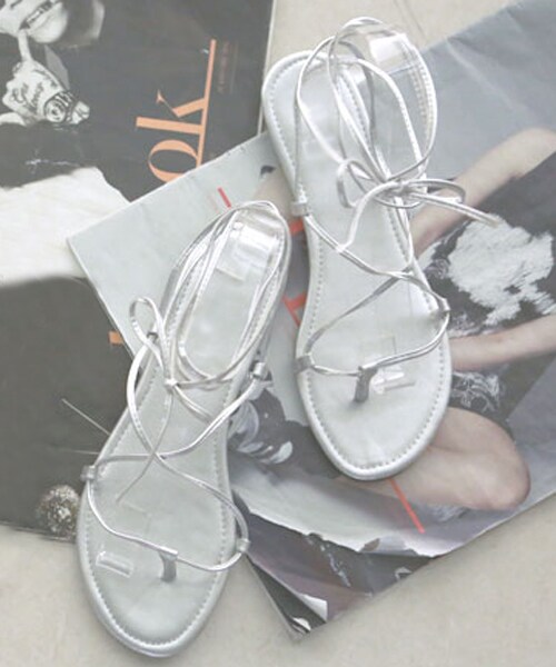 DINT（ディント）の「オフレイ文レディエイターシューズ（サンダル・レディース・White/Silver/Black・230/235/240/245/250）」の3枚目の写真