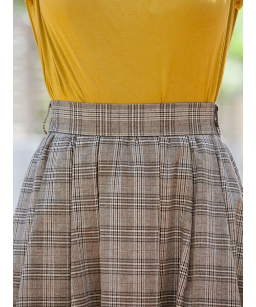 w closet（ダブルクローゼット）の「【A/W】チェック柄イレヘムロングスカート（スカート・レディース・ブラウン/ブラック・FREE）」の8枚目の写真