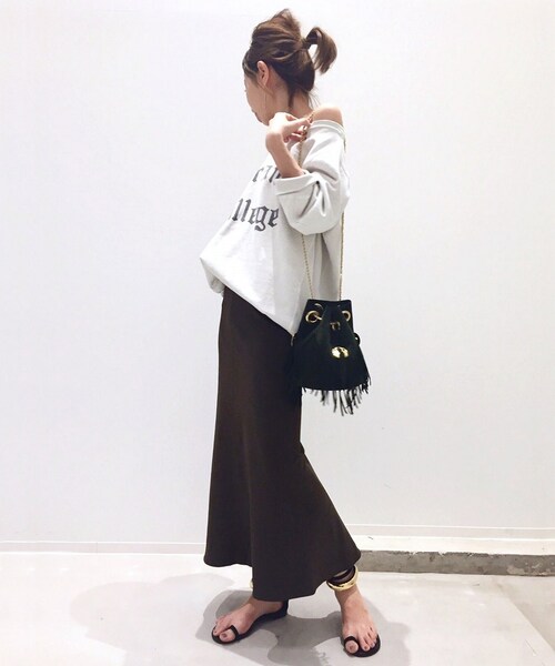 L'Appartement（アパルトモン）の「REMI RELIEFクルーネック