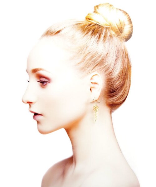 H&M（エイチ・アンド・エム）の「ぶどうイヤリング ゴールド S ピアス スワロ スワロフスキー ビーズ レディース プレゼント ギフト Earring 結婚式 女子会 二次会 Kyoto collection（ピアス（両耳用）・レディース・その他）」の4枚目の写真