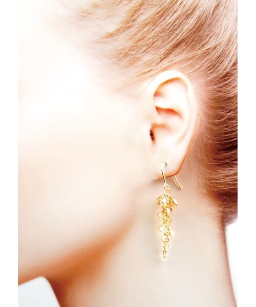 H&M（エイチ・アンド・エム）の「ぶどうイヤリング ゴールド S ピアス スワロ スワロフスキー ビーズ レディース プレゼント ギフト Earring 結婚式 女子会 二次会 Kyoto collection（ピアス（両耳用）・レディース・その他）」の3枚目の写真